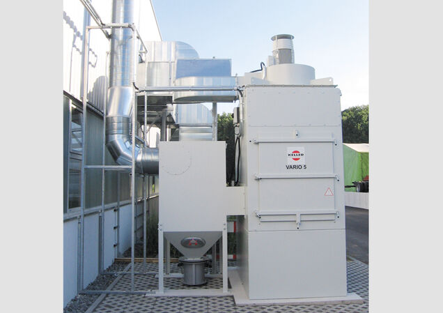 Advantages of the impact separator: By discharging highly energized sparks, the risk of fire inside the filter is reduced, and the filter elements are largely protected