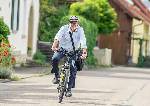 Our employees benefit from an E-Bike leasing arrangement. They now increasingly commute to work by bike rather than automobile.