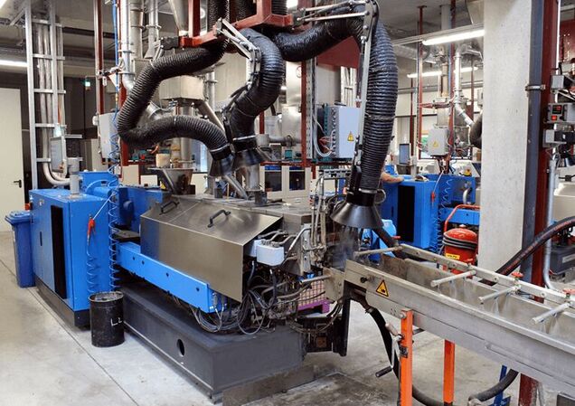 Aurora Kunststoffe currently operates five extruders that produce over 50 tons of recompounds daily. Aurora expects demand to rise in the future, especially if there is a legally mandated recycling quota.