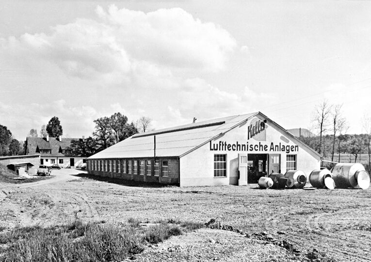 1948: Otto Keller establishes the "Factory for industrial air and heating systems Otto Keller" in Kirchheim, Jesingen, the present company location.